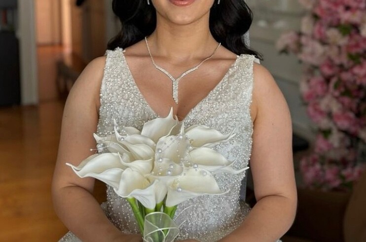 Gelin çiçeği