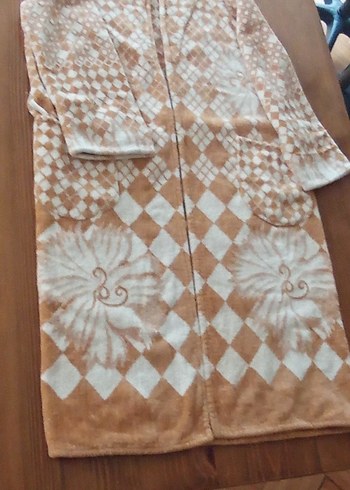 Kahverengi Desenli Bornoz - Görsel 7