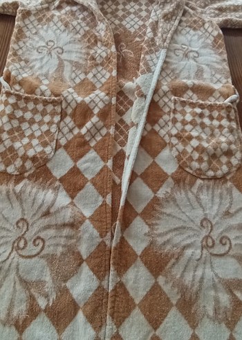 Kahverengi Desenli Bornoz - Görsel 3