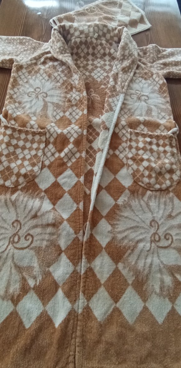 Kahverengi  Desenli Bornoz - Görsel 3