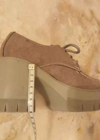 Bot Loafer tarzı Süet Bağcıklı -Kalın topuklu - Bej renk 36 no - Görsel 9