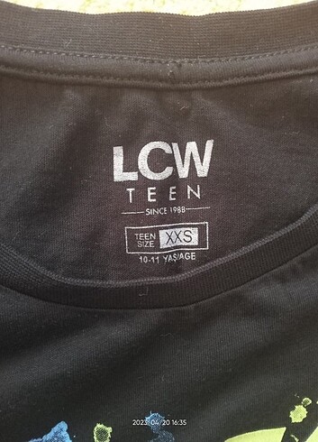 LC Waikiki LCW 10-11 YAŞ KOLSUZ İKİ TİŞÖRT 