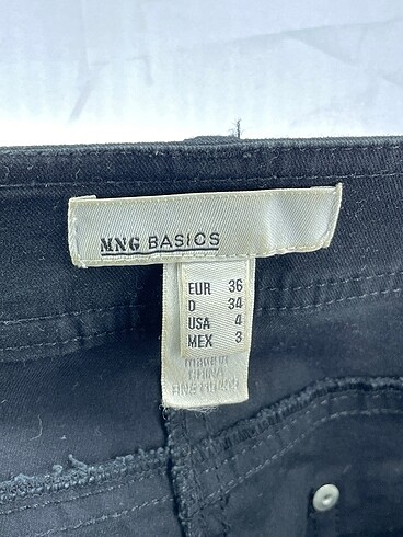36 Beden siyah Renk Mango Mini Etek %70 İndirimli.