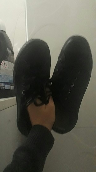siyah konvers
