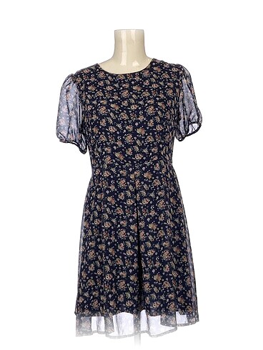 PreLoved Günlük Elbise %70 İndirimli.