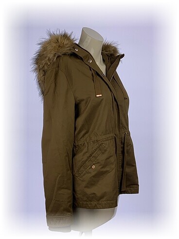 Zara Zara Mont %70 İndirimli.