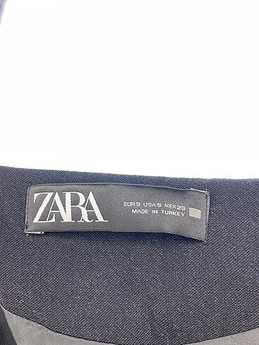 s Beden siyah Renk Zara Blazer %70 İndirimli.