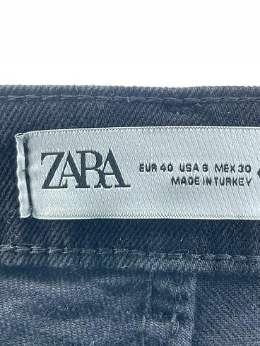 40 Beden siyah Renk Zara Jean / Kot %70 İndirimli.