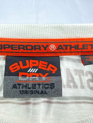 l Beden çeşitli Renk Superdry T-shirt %70 İndirimli.