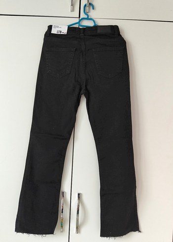 26 Beden siyah Renk Ltb Siyah Regular Fit Kadın Denim Pantolon