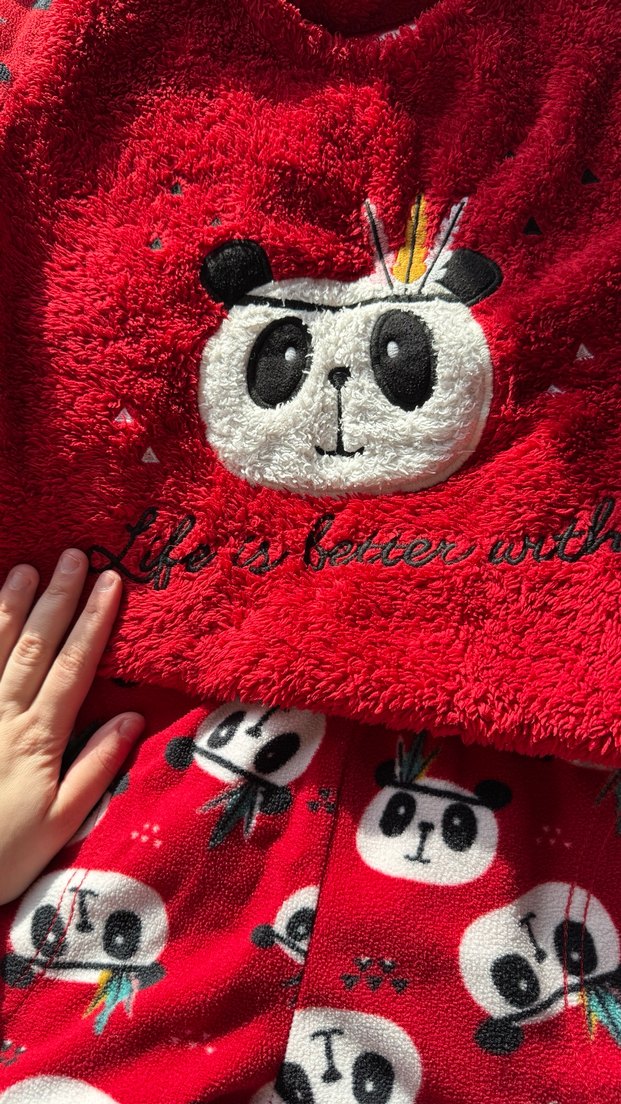 Nakışlı Kırmızı Panda Desenli Kadın Pijama Takımı - Görsel 2