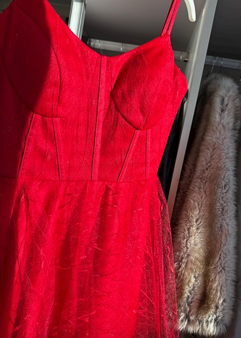 Kırmızı Kısa Abiye - Görsel 3