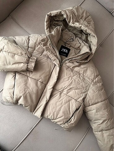 zara şişme mont
