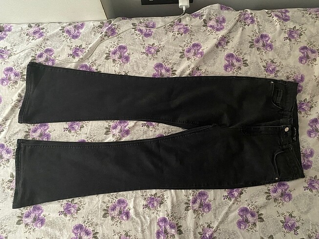 İspanyol paça kot pantolon