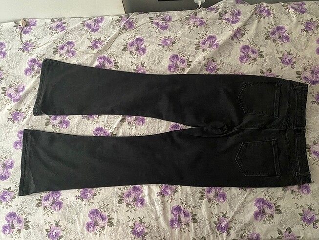 LC Waikiki İspanyol paça kot pantolon