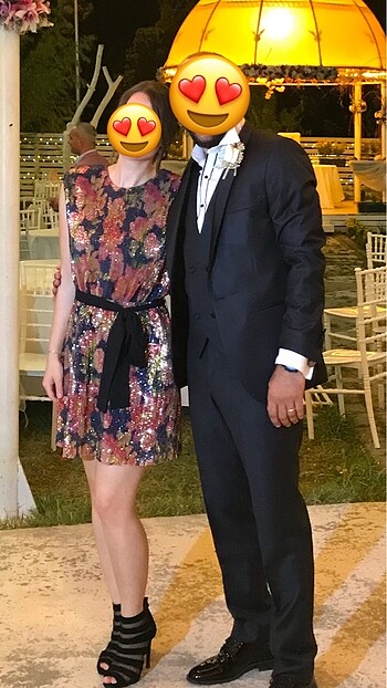 Vatkalı renkli payetli elbise - Görsel 6