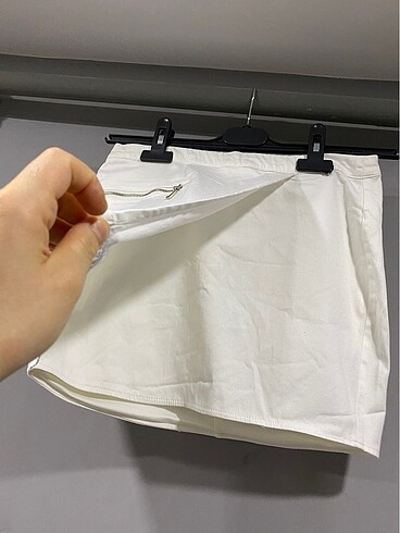 Beyaz düz mini etek - Görsel 2