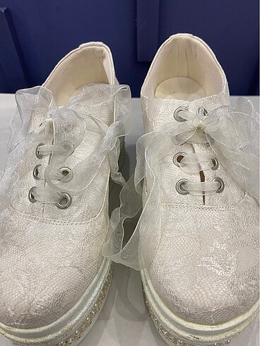 Dantelli dolgu topuk spor gelin ayakkabı - Görsel 3