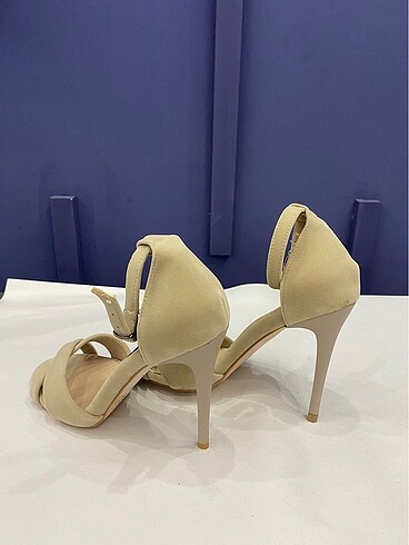 Önü çapraz açık süet ayakkabı - Görsel 4