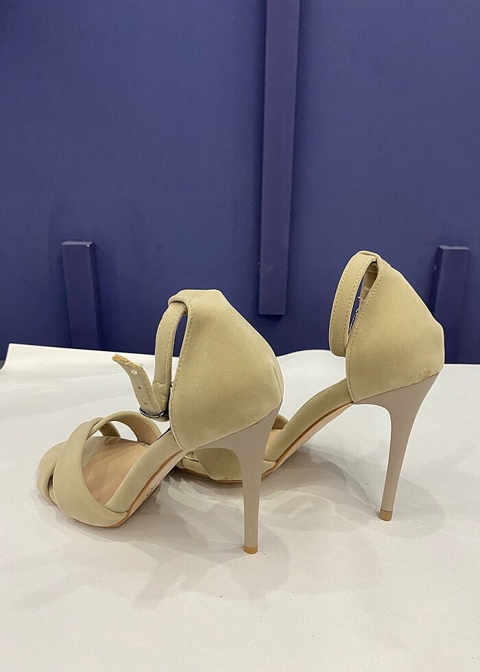 Önü çapraz açık süet ayakkabı - Görsel 4