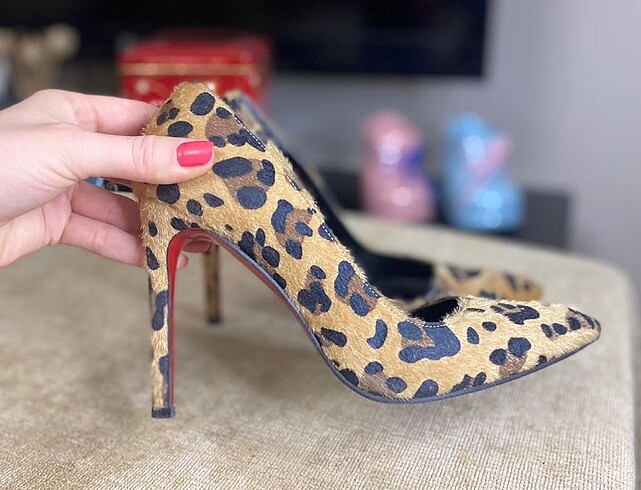 Leopar Stiletto