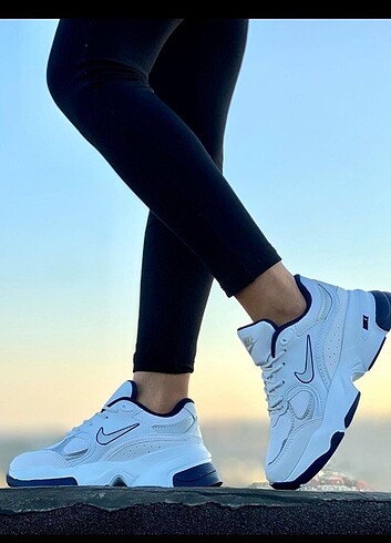 Nike kadın spor ayakkabı 