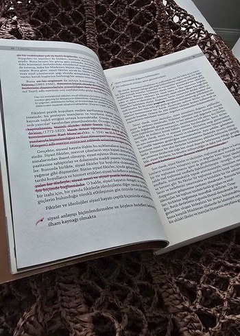 Siyasi İdeolojiler - Andrew Heywood - Görsel 3