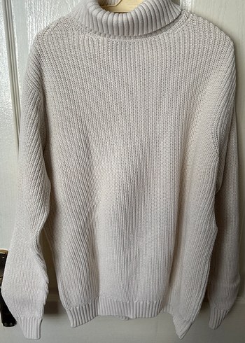 Pull&Bear Erkek Beyaz Boğazlı Triko Kazak