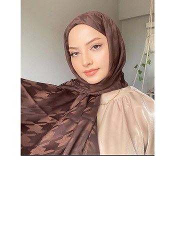 Koyu Kahverengi Saten Kadın Şal
