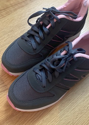 38 Beden Gri-Pembe Bağcıklı Spor Kadın Sneaker
