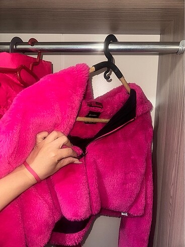 Bershka Bershka peluş crop mont