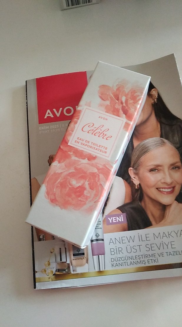 Avon Çiçeksi Kadın Parfümü - Görsel 3