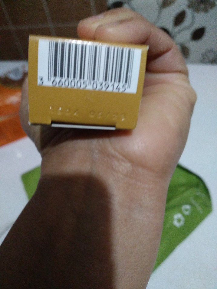 Yves Rocher SPF 50+ Parlaklık Önleyici Güneş Kremi - Görsel 4