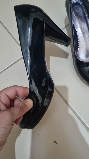 Uğur Rugan siyah ayakkabı
