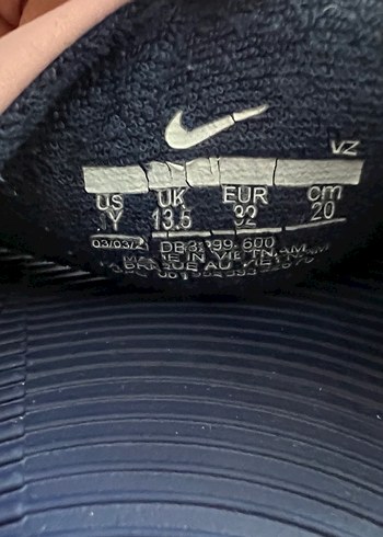 Nike Kızlar için Pembe Tokalı Terlik - Görsel 5