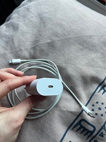 Apple Şarj Aleti
