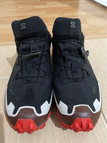 42.5 Beden siyah Renk Salomon outdoor erkek ayakkabı