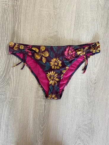 Bikini Altı