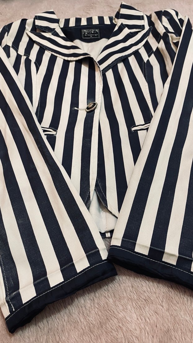 Düğmeli Çizgili Midi Kadın Ceket - Görsel 3