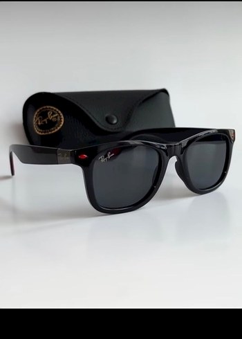 Ray Ban