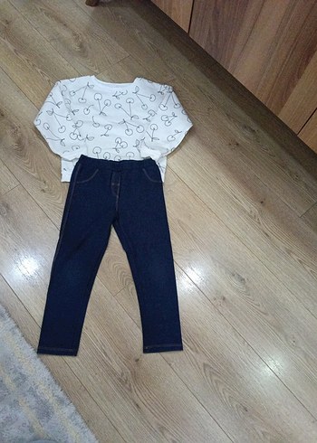 Uzun Kollu Beyaz Triko Bebek Kız Takımı