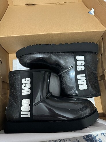 Ugg bot