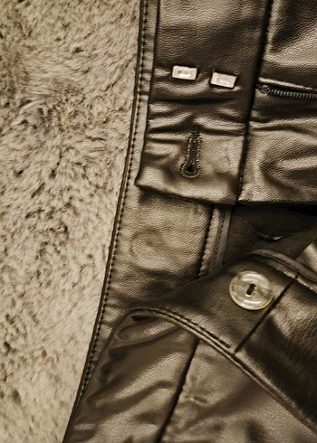 Kahverengi Kemerli Mini Deri Şort - Görsel 2