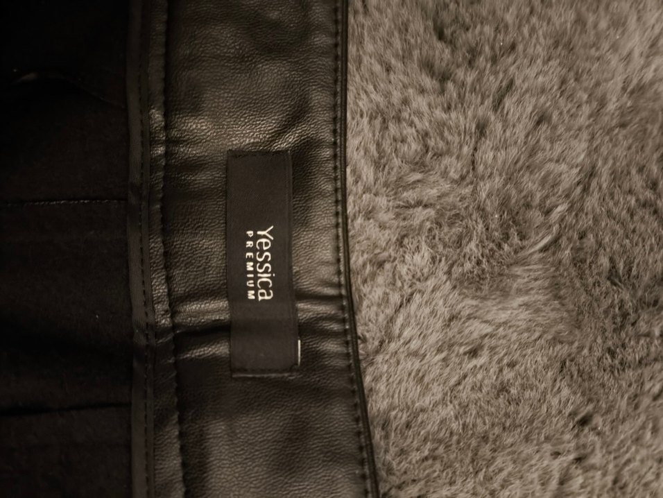 Kahverengi Kemerli Mini Deri Şort - Görsel 4