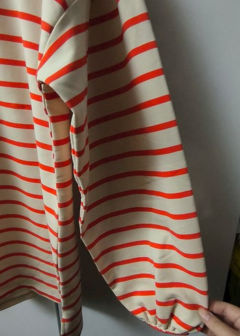 Kırmızı Çizgili Uzun Kollu Tişört - Görsel 2