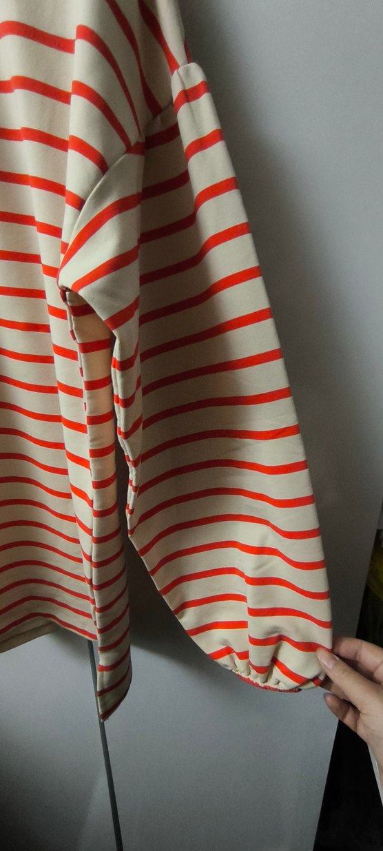 Kırmızı Çizgili Uzun Kollu Tişört - Görsel 2