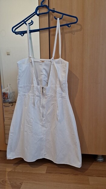 Diğer Beyaz yazlık içi astarlı kısa elbise