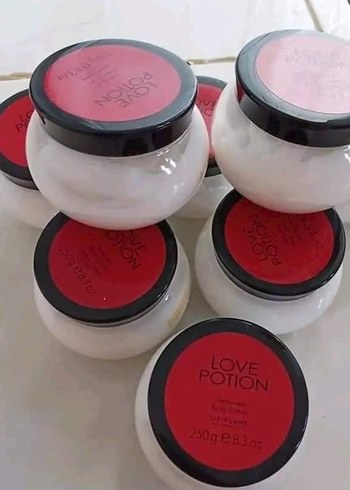 Oriflame Love Potion Vücut Kremi 250g