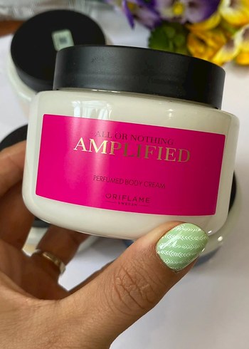 Oriflame Parfümlü Vücut Kremleri - Görsel 3