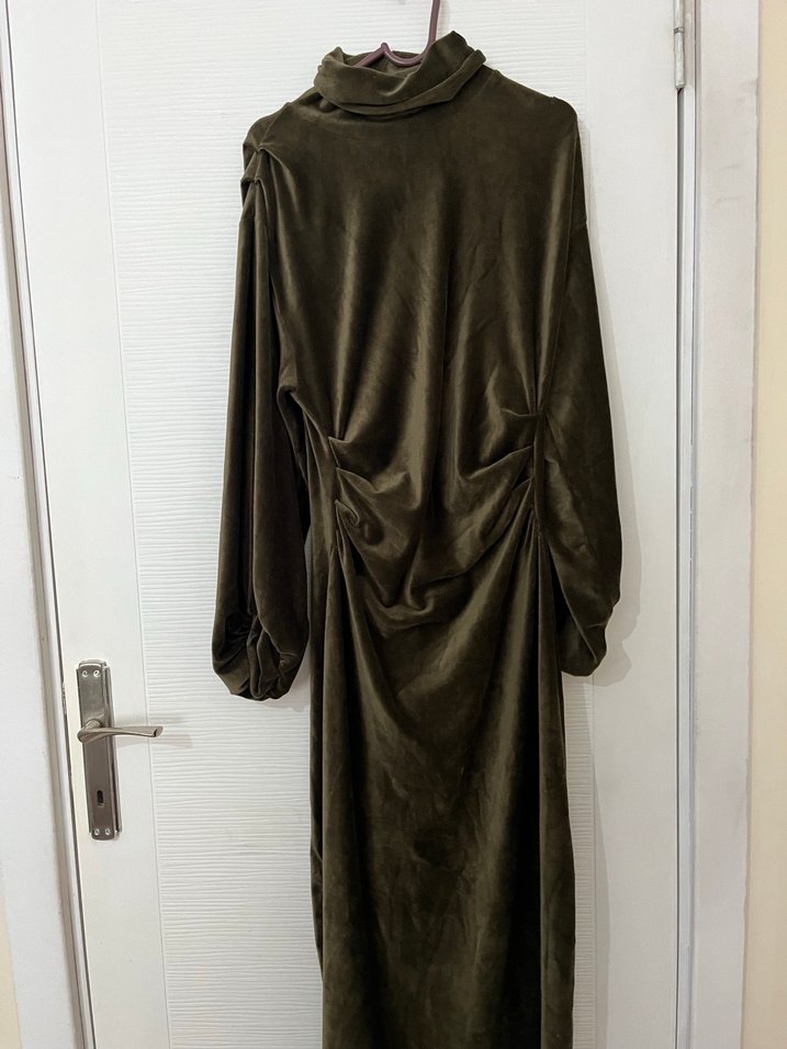 Uzun Kollu Drapeli Haki Kadın Elbise - Görsel 3